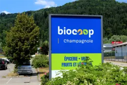 456-biocoop-champagnole-magasin-alimentation-bio-parking.webp